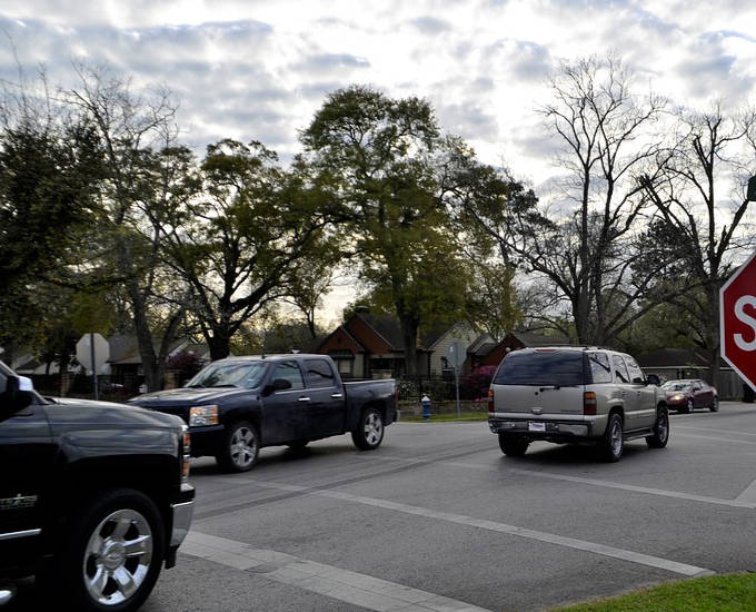 Con diversas acciones, avanza rehabilitación de las vías de Medellín